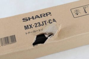 トナーの箱破損の画像