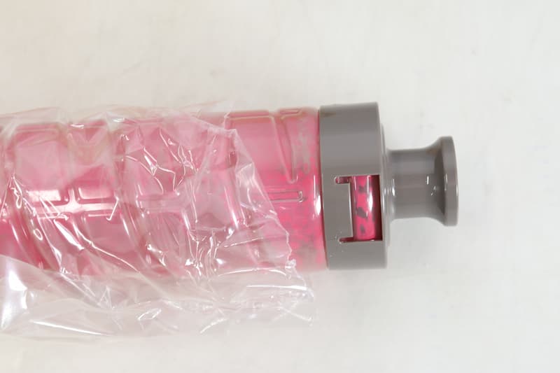 ビニール袋開封その2のイメージ画像